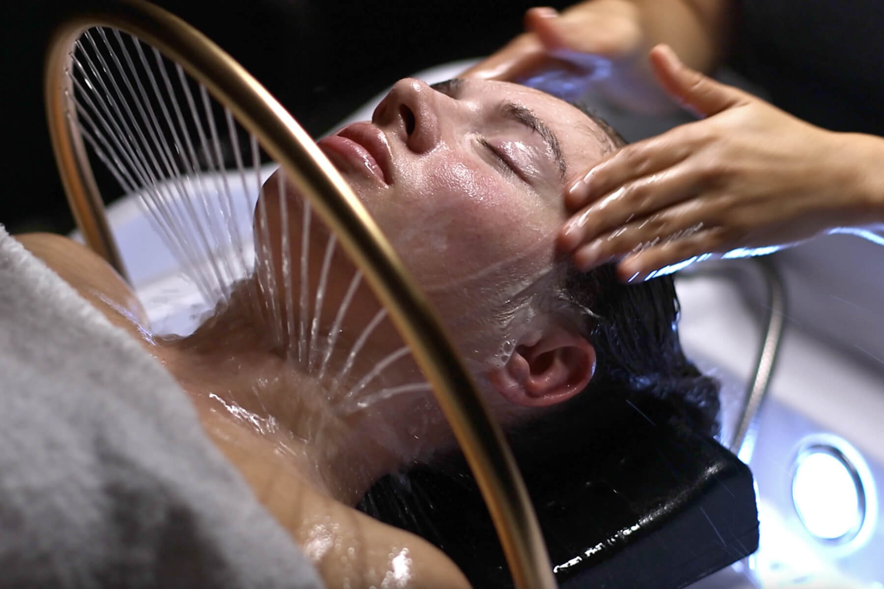 Heavenly Head and Facial Therapy